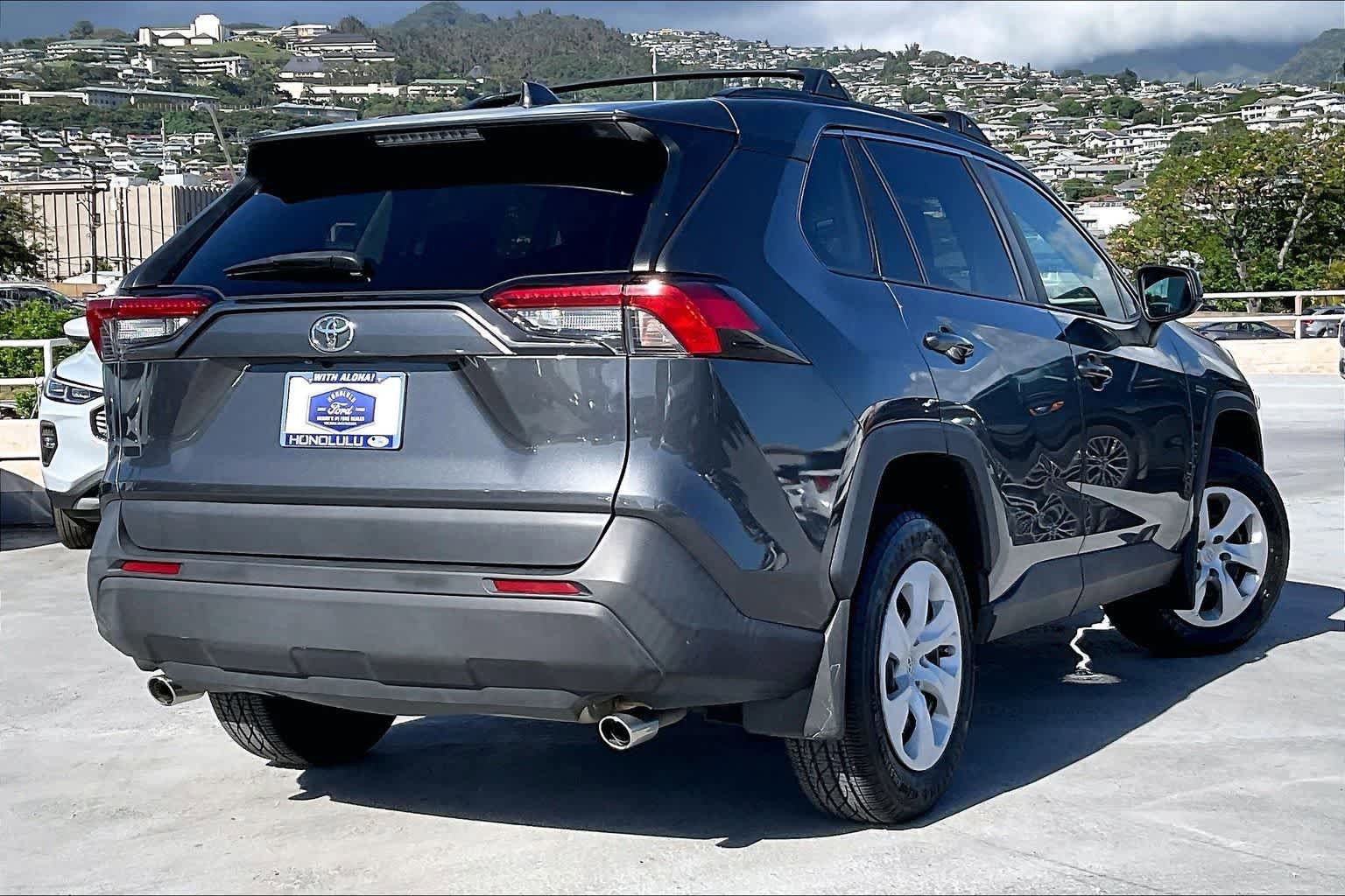 Used 2020 Toyota RAV4 LE w/ Carpet Mat Package FWD image 22