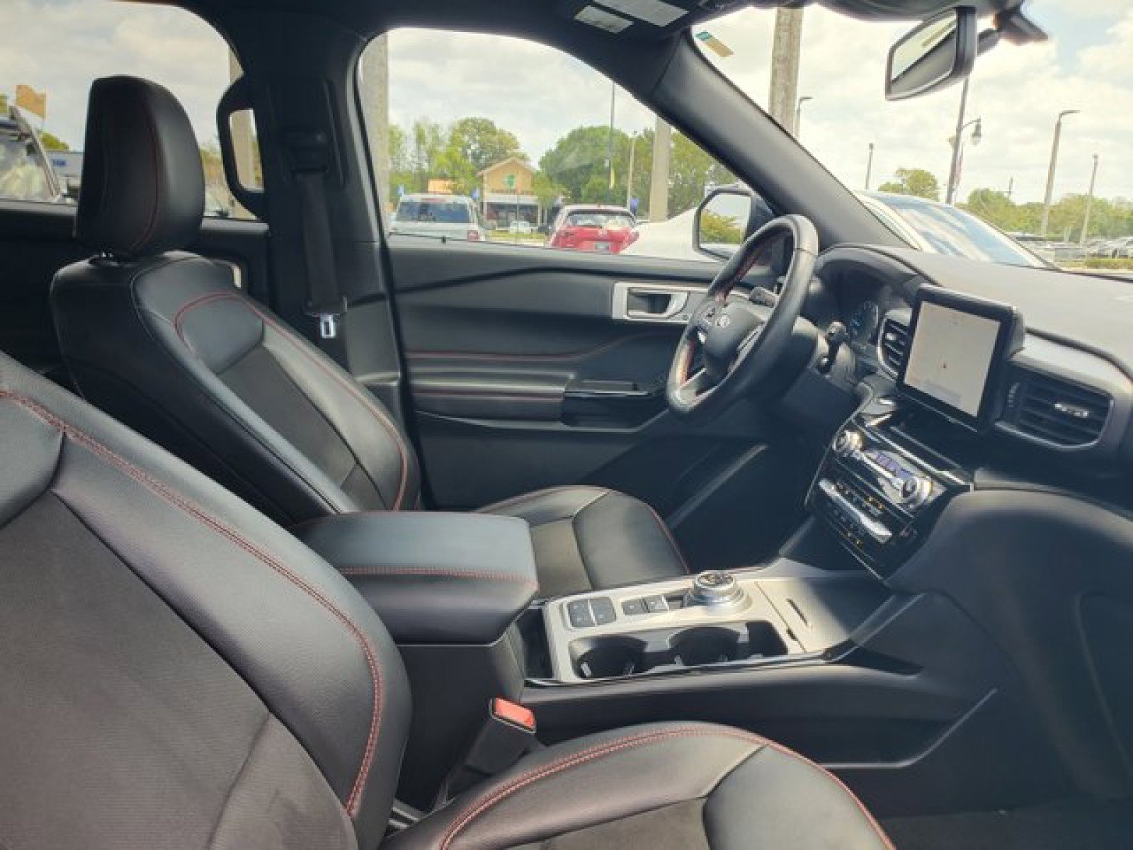 Certified 2023 Ford Explorer ST-Line w/ Class IV Trailer Tow Package RWD image 36