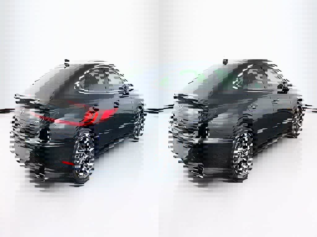 Used 2023 Hyundai Sonata SEL Plus image 5