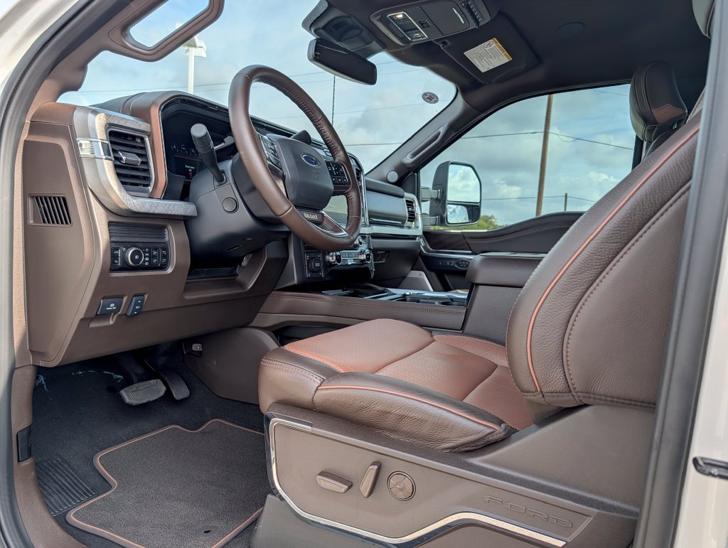 Certified 2025 Ford F350 King Ranch w/ FX4 Off-Road Package AWD/4WD image 23