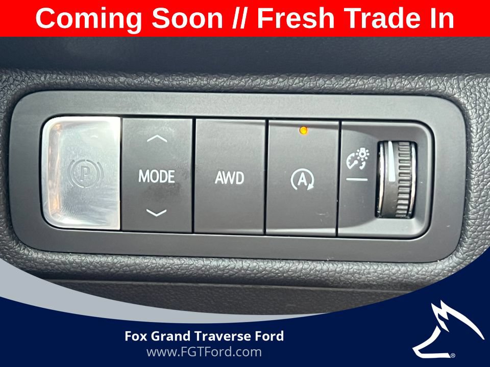 Used 2026 Chevrolet Traverse LT AWD/4WD image 18