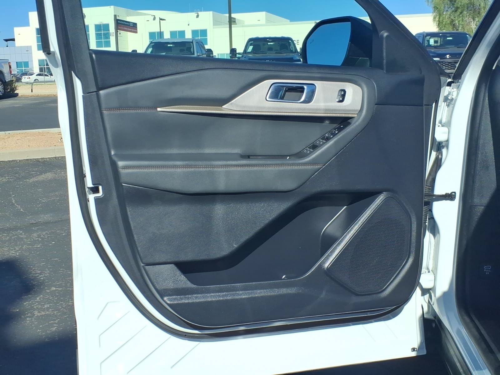 Certified 2025 Ford Explorer Active RWD image 20