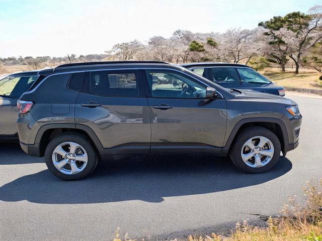 Used 2018 Jeep Compass Latitude w/ Popular Equipment Group AWD/4WD video 2