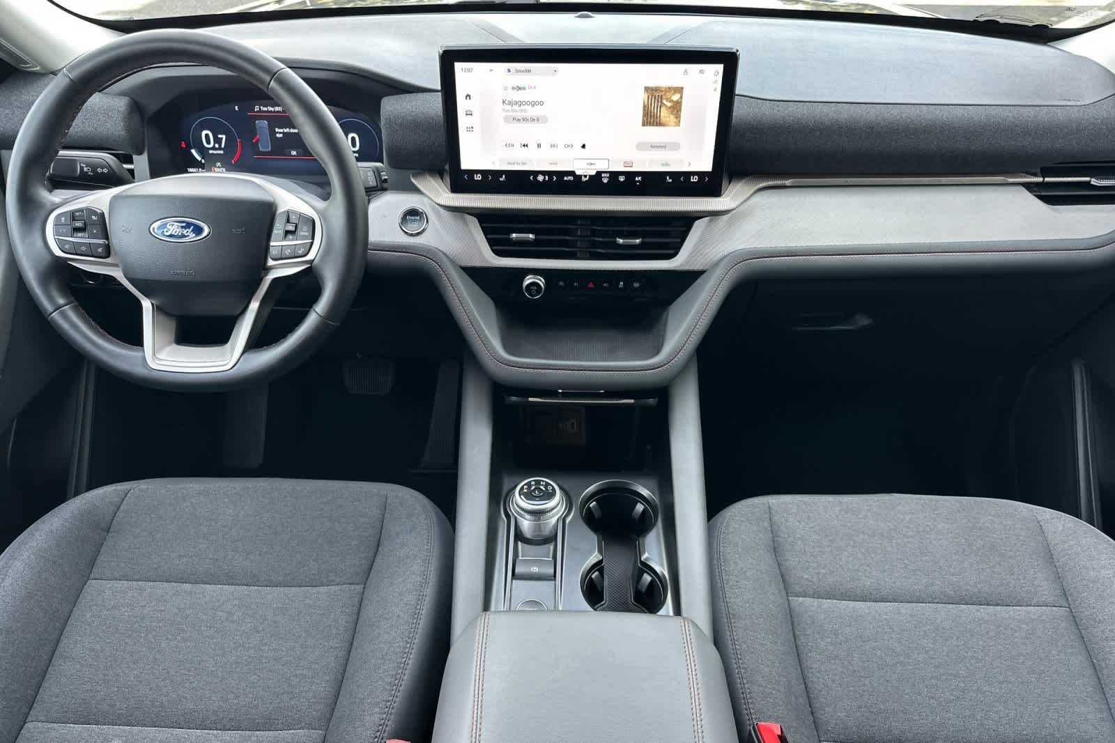 Certified 2025 Ford Explorer Active image 9