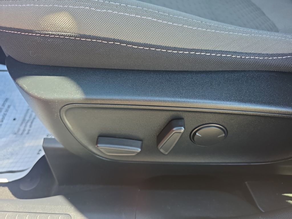 Certified 2020 Ford Escape SE FWD image 17