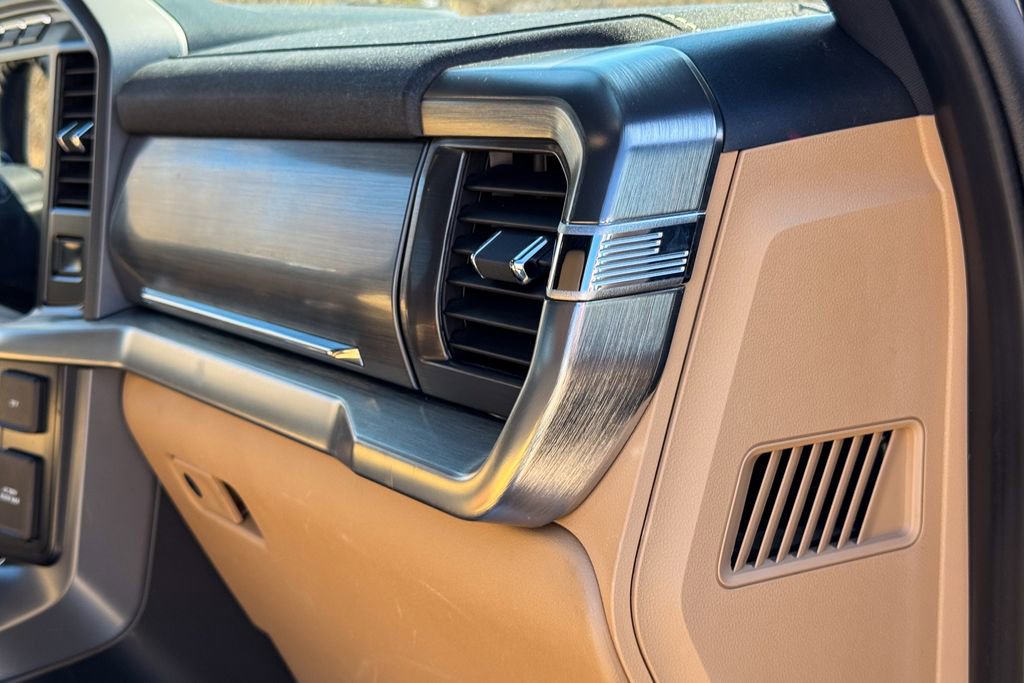 Certified 2022 Ford F150 Lariat w/ Trailer Tow Package image 16