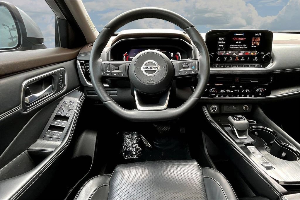 Used 2021 Nissan Rogue Platinum FWD image 10