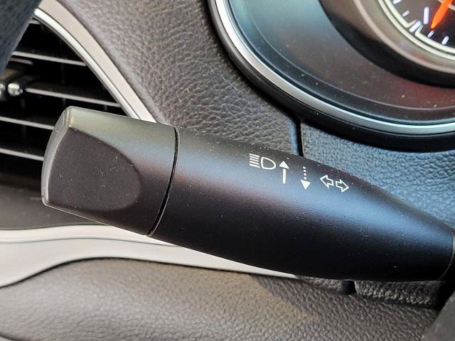 Used 2019 Jeep Cherokee Latitude w/ Popular Appearance Group FWD image 33