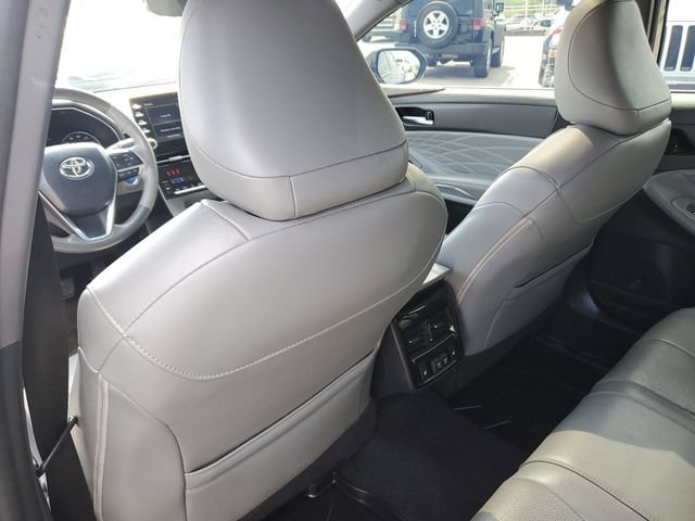 Used 2019 Toyota Avalon Limited w/ All Weather Liner Package FWD image 30