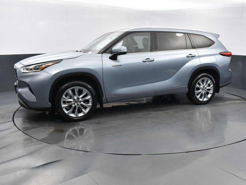 Used 2021 Toyota Highlander Limited image 2
