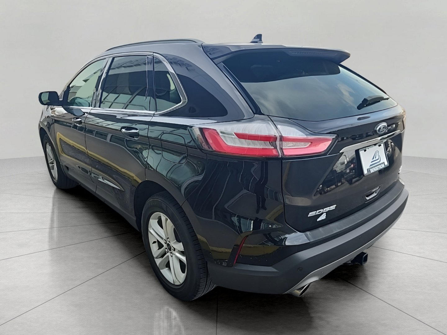 Certified 2020 Ford Edge SEL w/ Cold Weather Package image 10