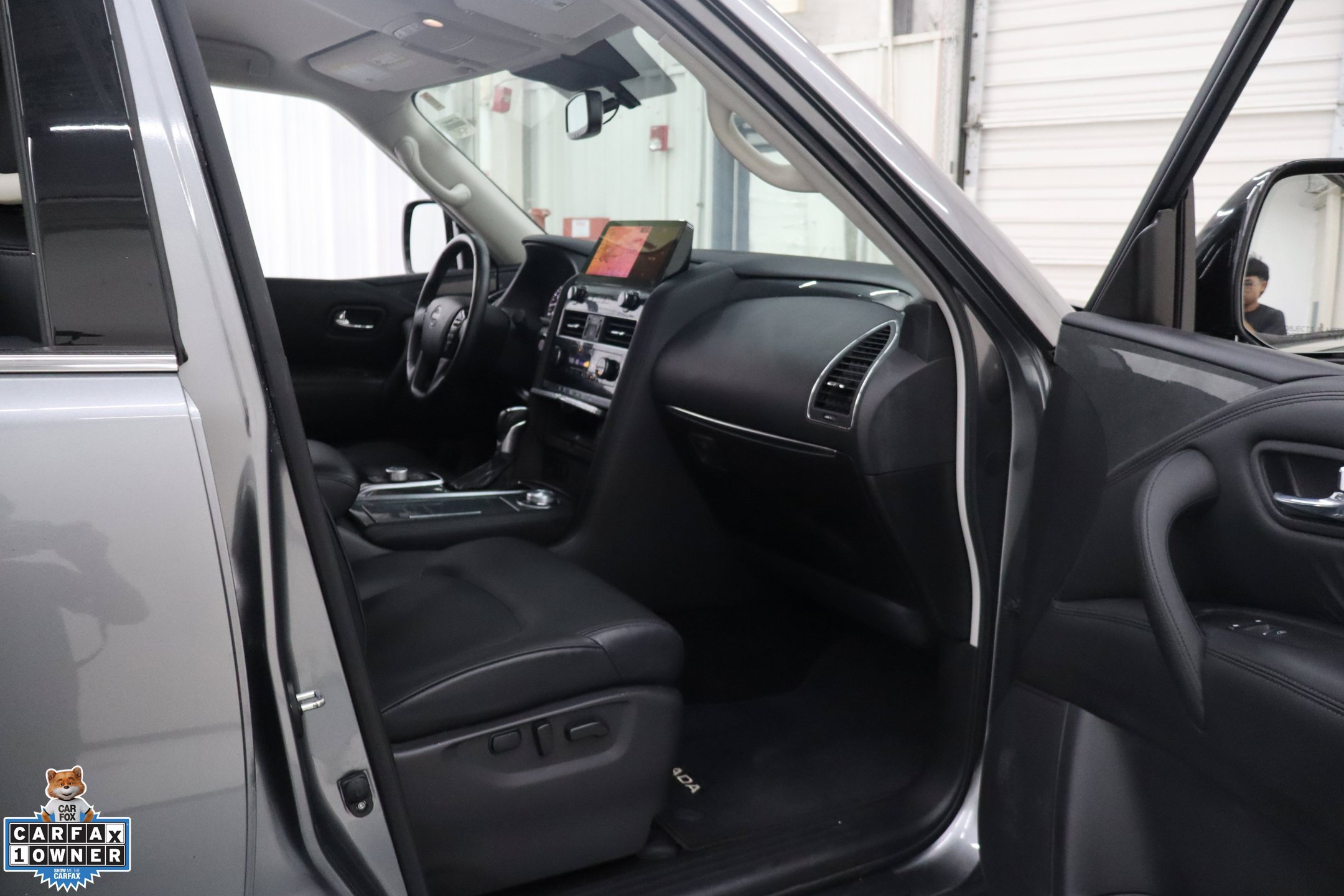 Used 2024 Nissan Armada SV w/ Cargo Package AWD/4WD image 33