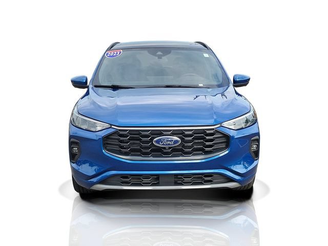 Certified 2023 Ford Escape ST-Line Select w/ Tech Pack #2 AWD/4WD image 2