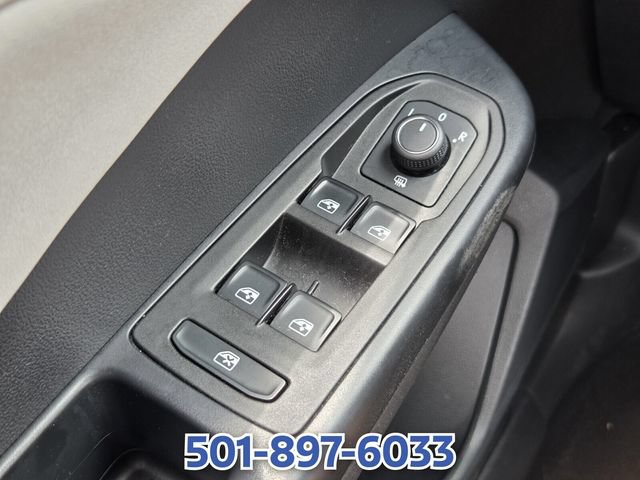 Used 2025 Volkswagen Taos SE FWD image 24