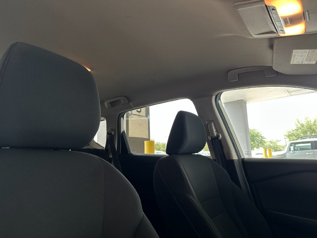 Used 2024 Nissan Rogue S FWD image 16