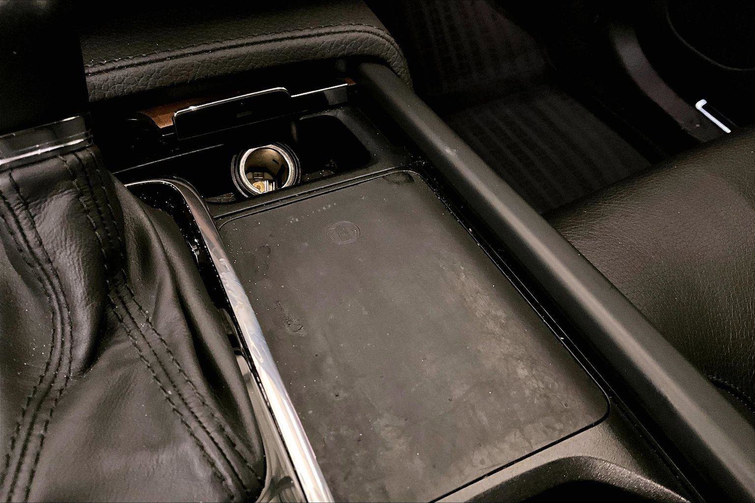 Used 2022 Volvo XC90 T6 Momentum w/ Advanced Package image 31