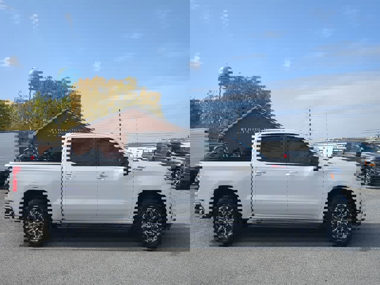 Used 2019 Chevrolet Silverado 1500 RST AWD/4WD image 6