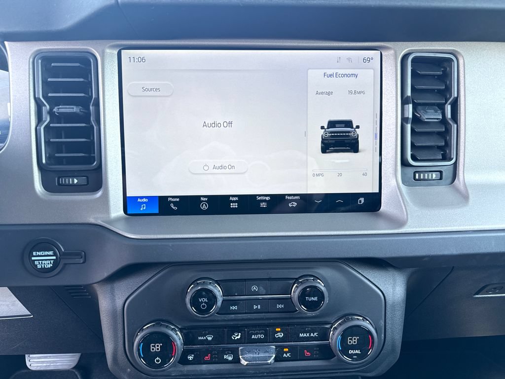 Certified 2025 Ford Bronco Outer Banks AWD/4WD image 19
