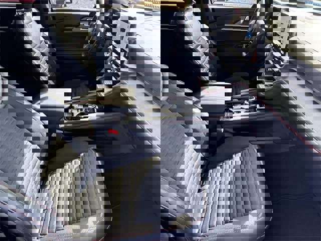 Certified 2025 Ford Explorer ST-Line w/ Premium Package image 23