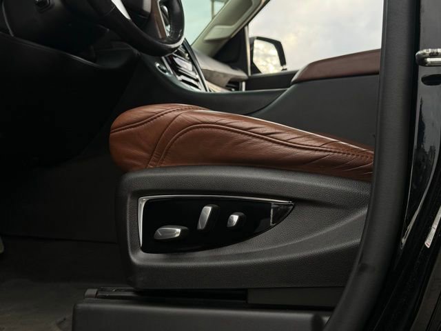 Used 2019 Cadillac Escalade Premium Luxury image 46