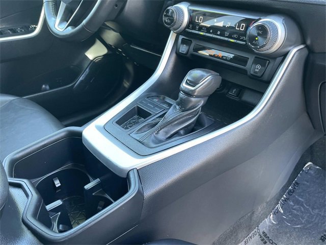 Used 2022 Toyota RAV4 XLE Premium image 36