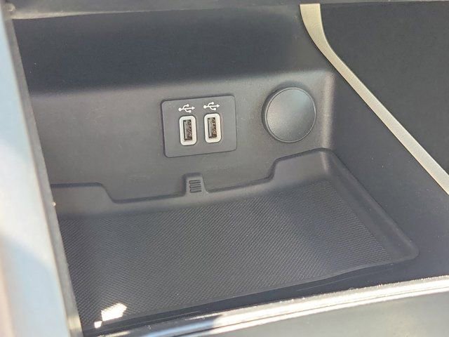 Certified 2019 Ford Fusion SE FWD image 29