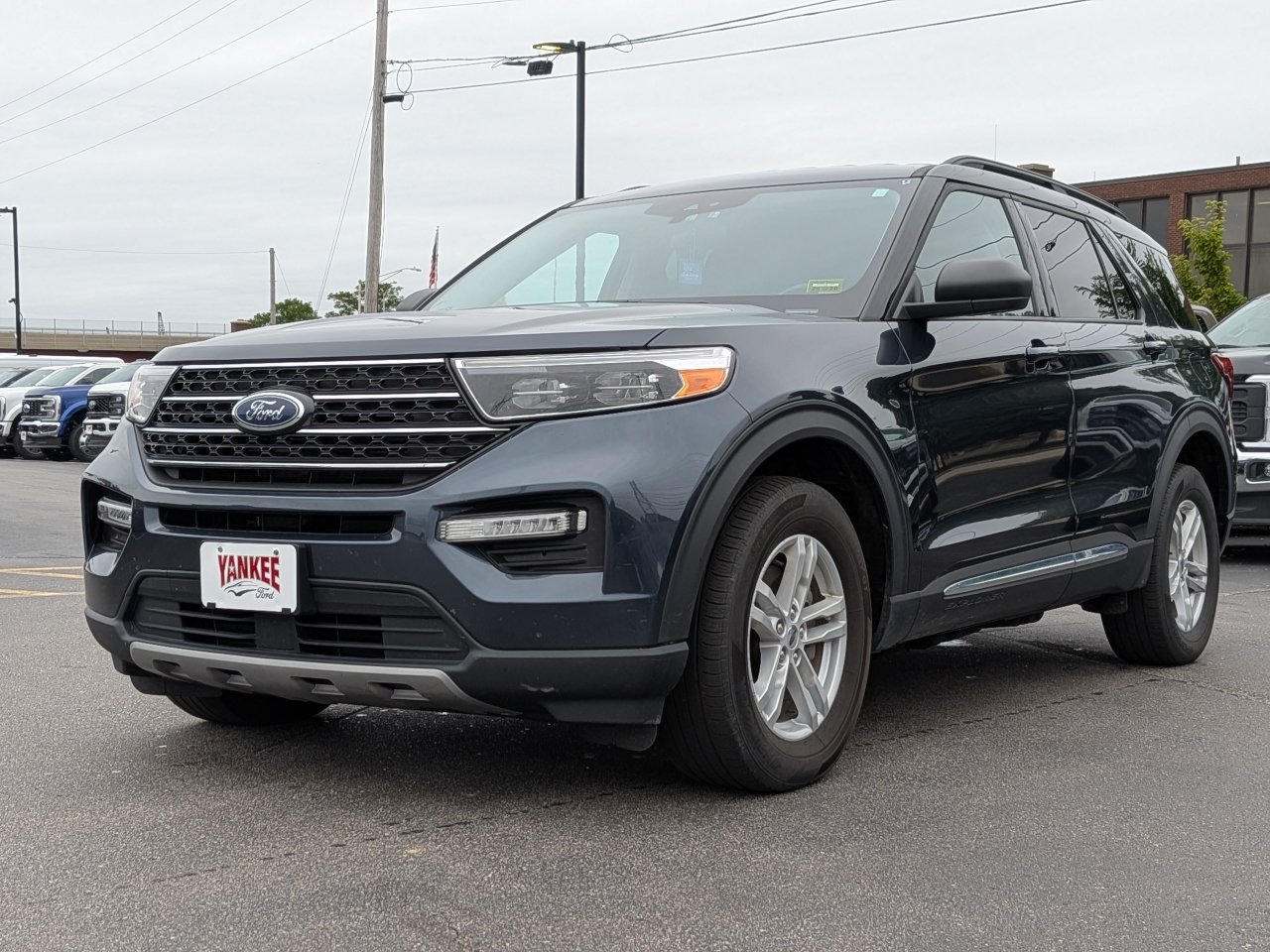 Certified 2023 Ford Explorer XLT w/ Equipment Group 202A AWD/4WD image 8