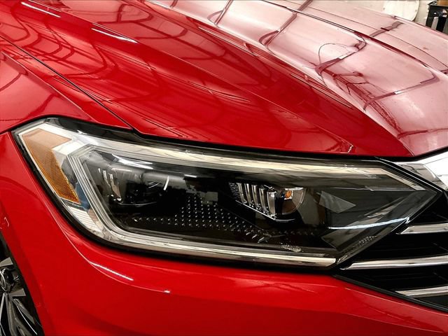 Used 2019 Volkswagen Jetta SEL w/ Cold Weather Package FWD image 27