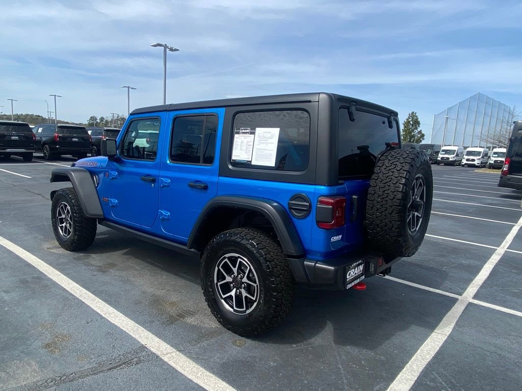 Used 2024 Jeep Wrangler Unlimited Rubicon image 3