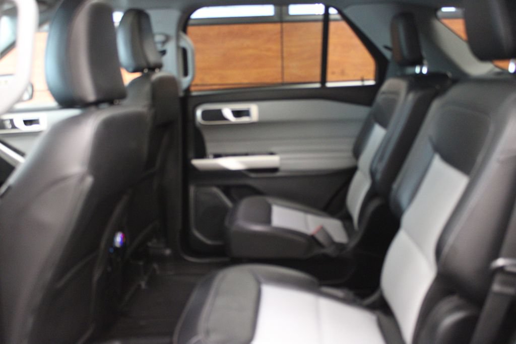Certified 2023 Ford Explorer XLT w/ Equipment Group 202A AWD/4WD image 36