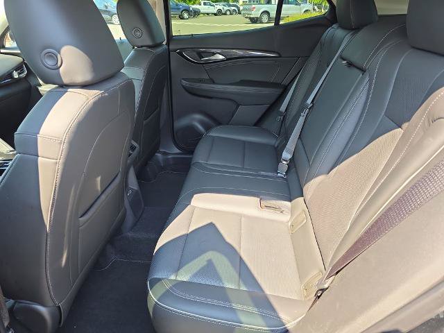 Used 2021 Buick Envision Essence w/ Technology Package I AWD/4WD image 9