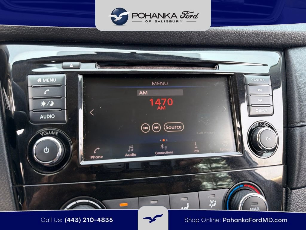 Used 2018 Nissan Rogue SV FWD image 10