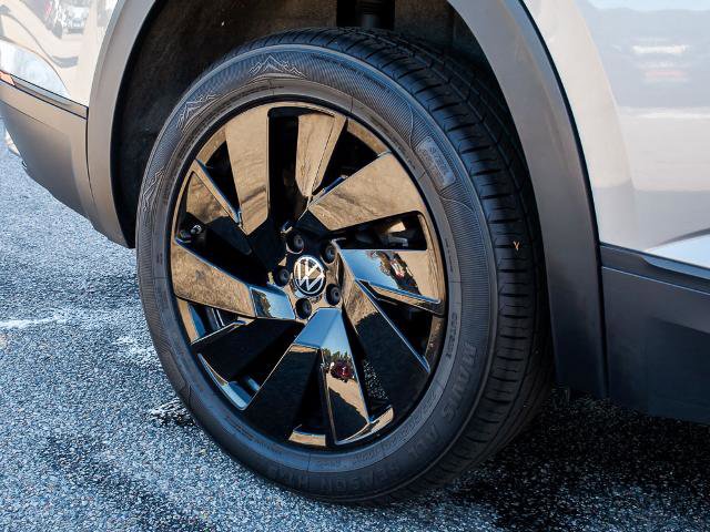 Used 2024 Volkswagen Atlas SE image 7