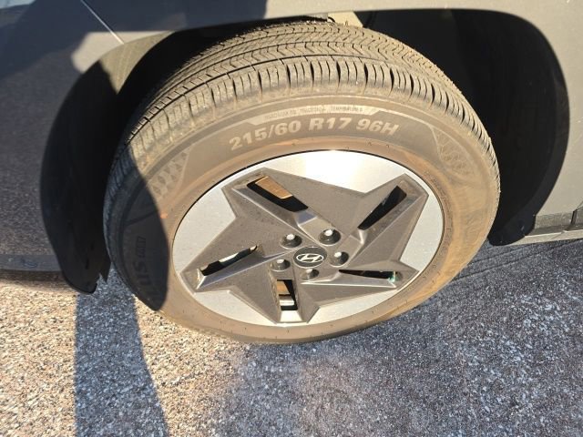 Used 2025 Hyundai Kona Limited image 7