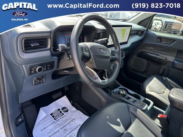 Certified 2025 Ford Maverick Lariat w/ Black Appearance Package image 21