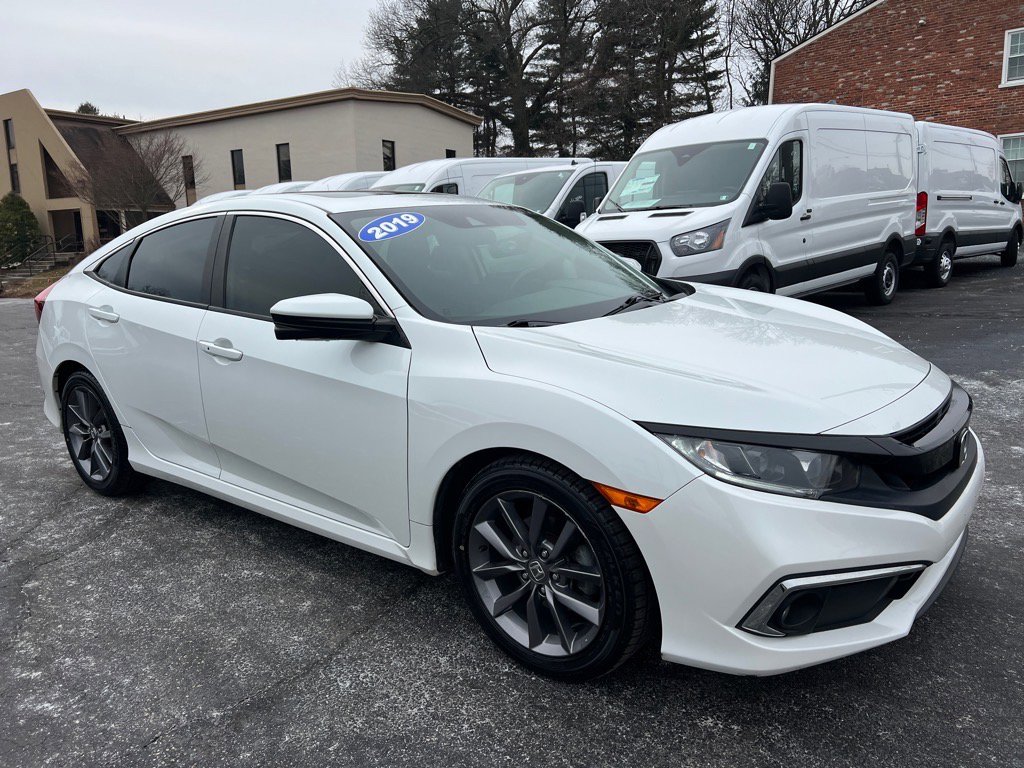 Used 2019 Honda Civic EX image 3