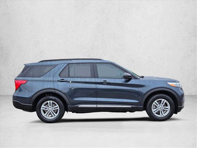 Certified 2024 Ford Explorer XLT RWD video 4