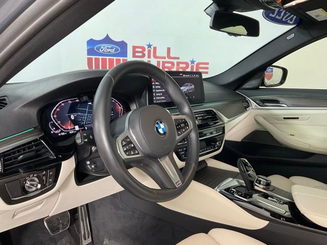 Used 2022 BMW 540i w/ Executive Package image 13