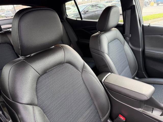 Used 2025 Buick Envista Sport Touring w/ Convenience I Package FWD image 24