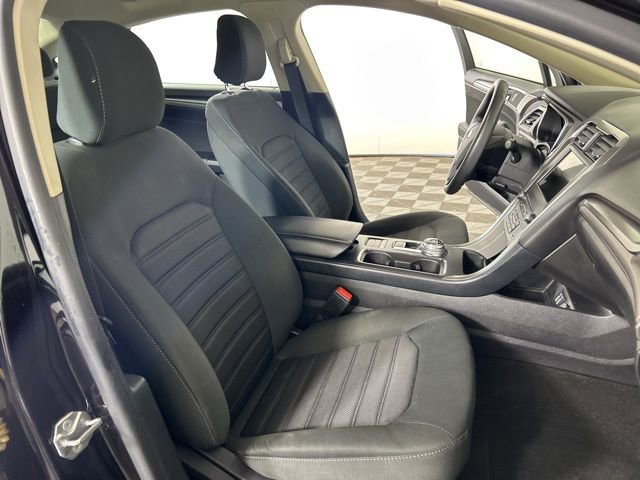 Certified 2020 Ford Fusion SE FWD image 22