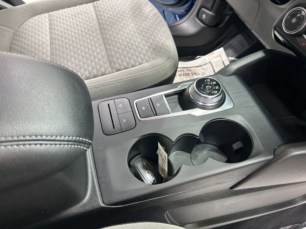 Certified 2022 Ford Escape SE w/ Cold Weather Package image 30