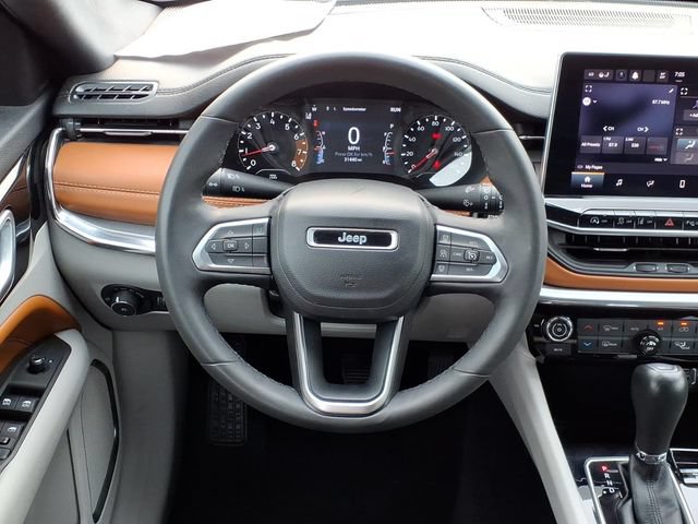 Used 2023 Jeep Compass Limited AWD/4WD image 14