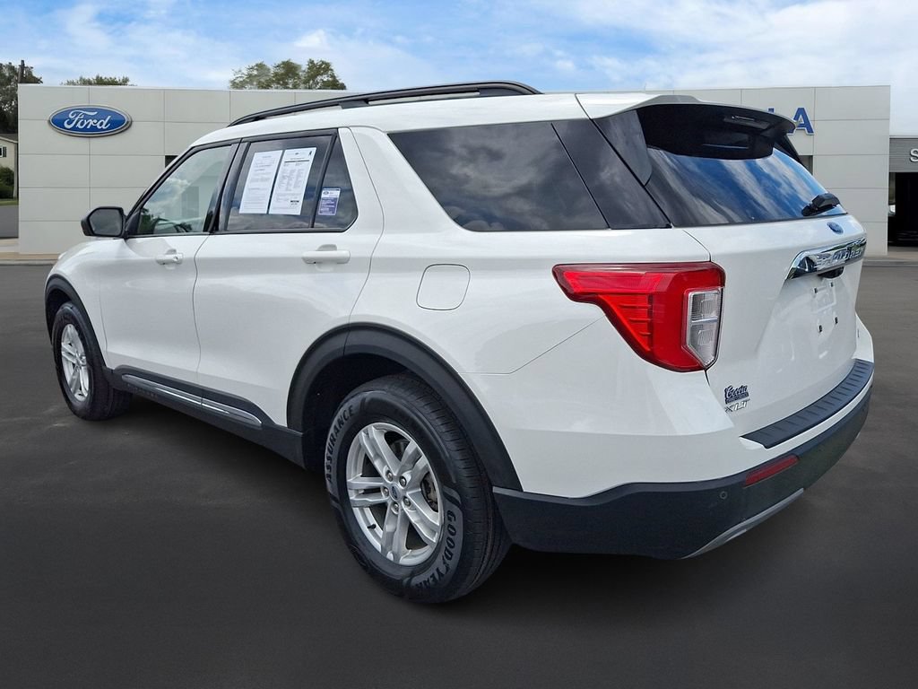 Certified 2023 Ford Explorer XLT w/ Equipment Group 202A AWD/4WD image 6
