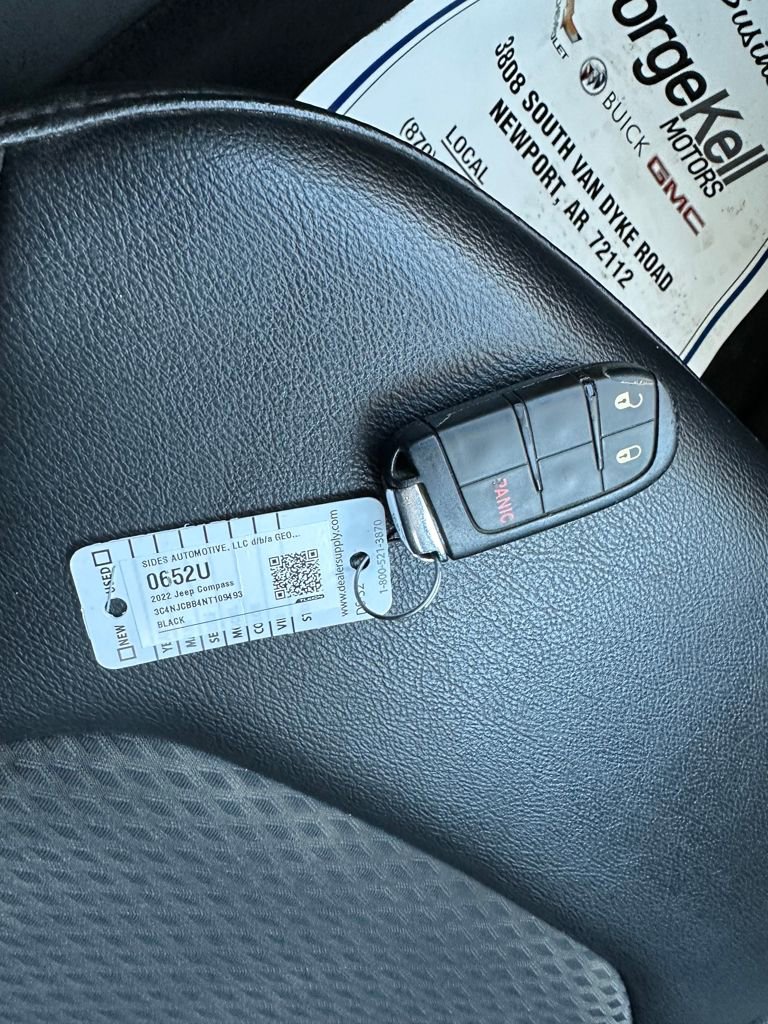 Used 2022 Jeep Compass Latitude image 18