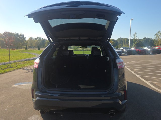 Certified 2021 Ford Edge ST-Line FWD image 9