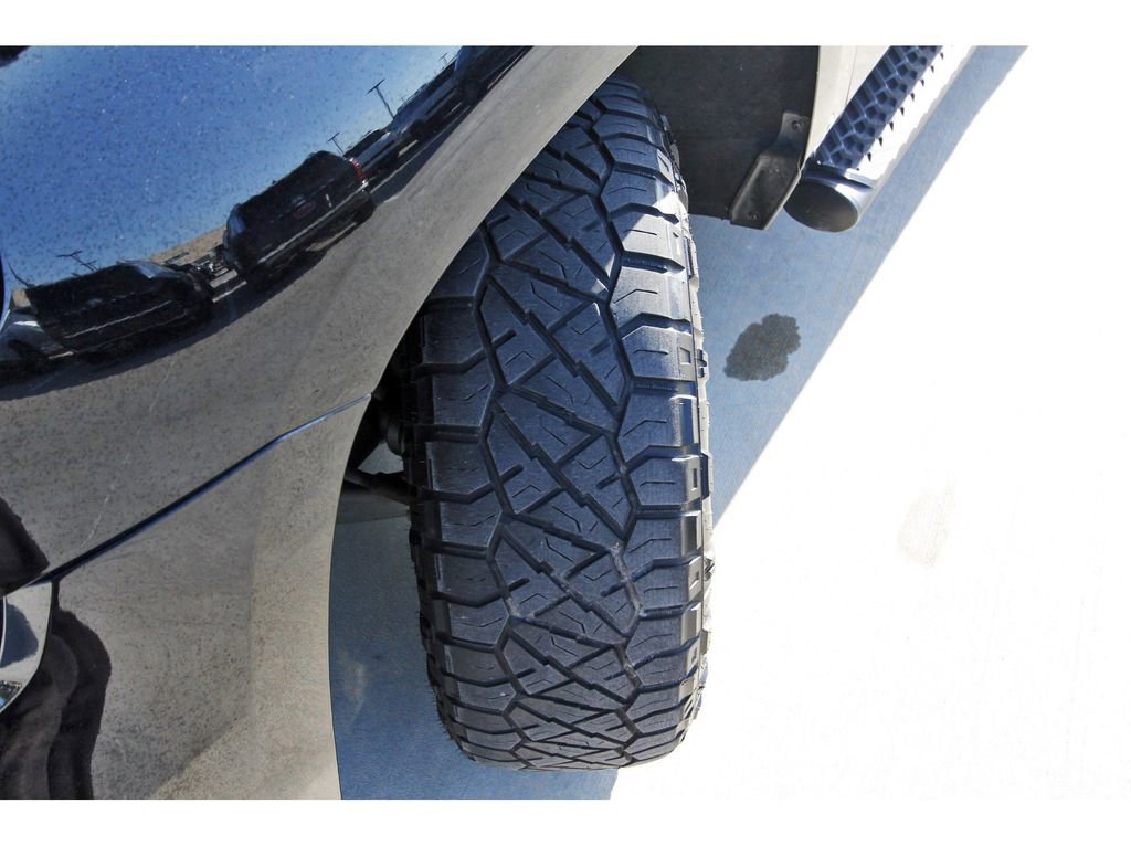 Used 2019 Chevrolet Tahoe LT image 34