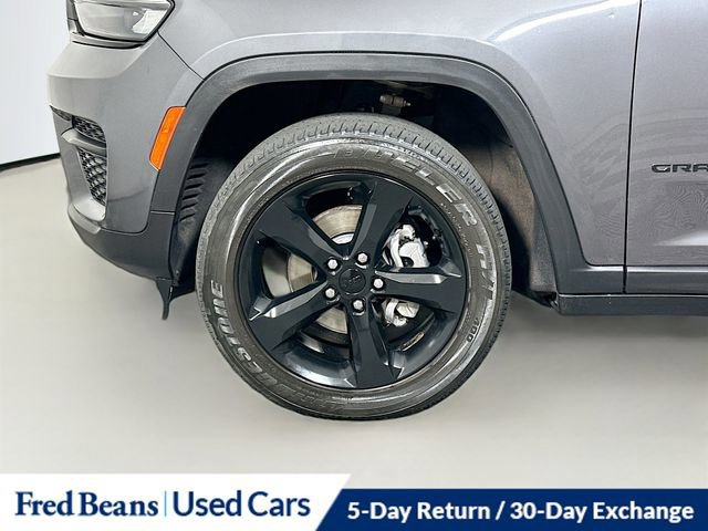 Used 2023 Jeep Grand Cherokee Altitude image 35