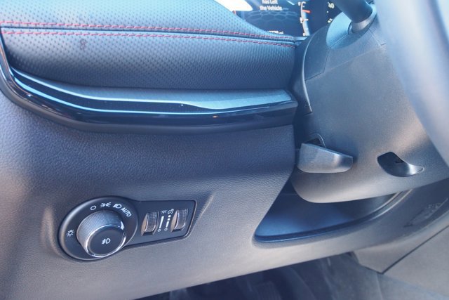 Used 2023 Jeep Compass Trailhawk image 20