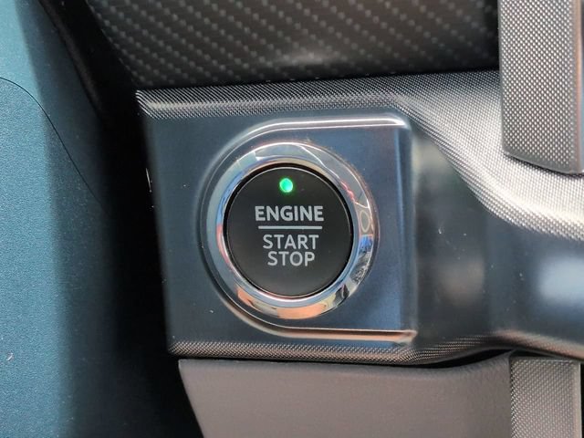 Certified 2022 Ford F150 Limited AWD/4WD image 31
