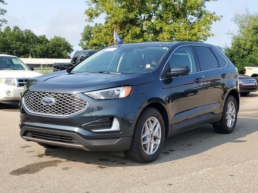 Certified 2023 Ford Edge SEL AWD/4WD image 2